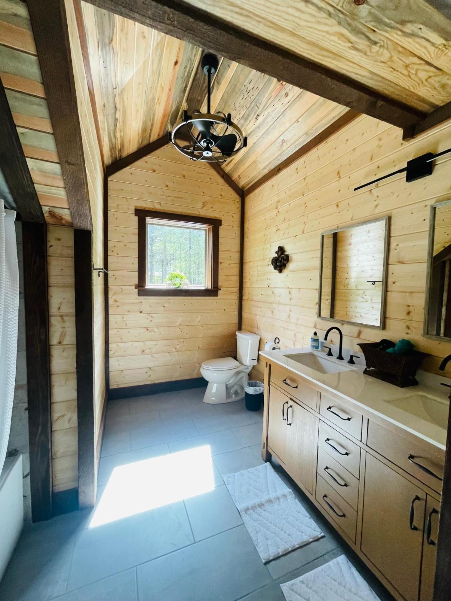 Wolf Creek Luxury Cabin Брокен-Боу Экстерьер фото