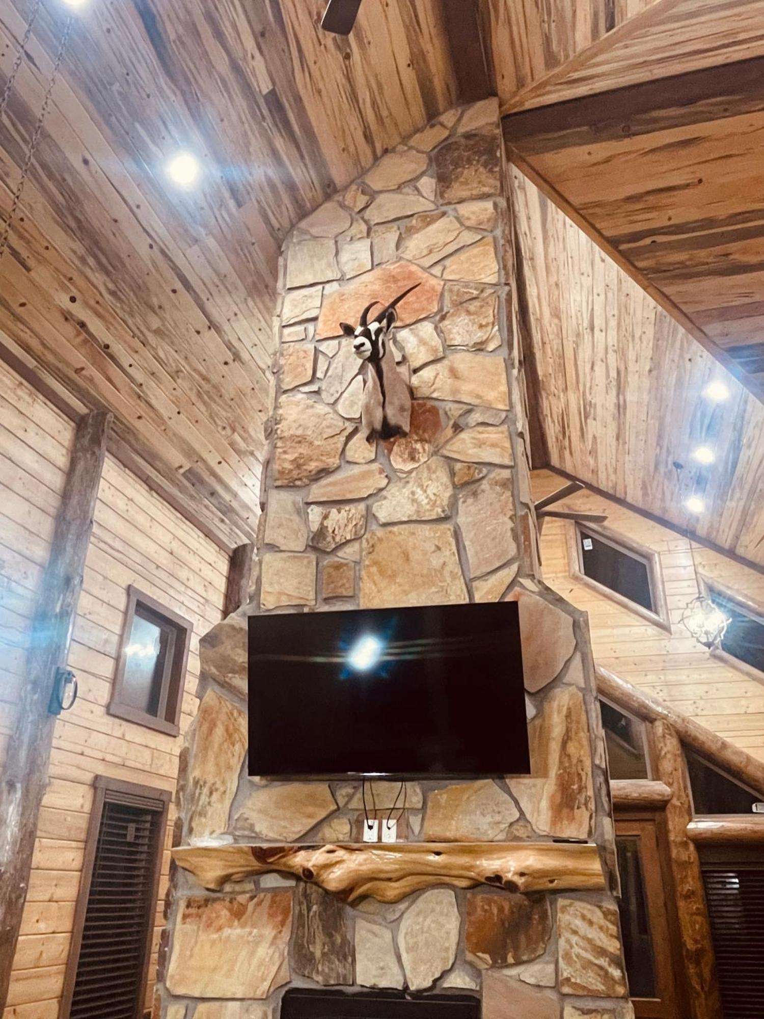 Wolf Creek Luxury Cabin Брокен-Боу Экстерьер фото